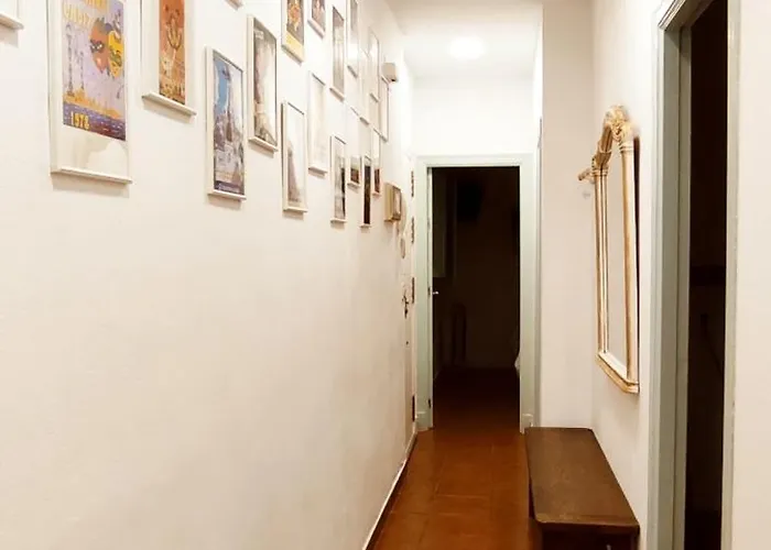 Canastas Centro A Pie De Catedral Y Playa *