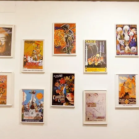 Canastas Centro A Pie De Catedral Y Playa