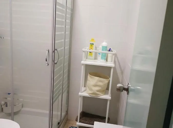 Canastas Centro A Pie De Catedral Y Playa