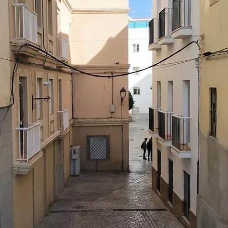 Canastas Centro A Pie De Catedral Y Playa *